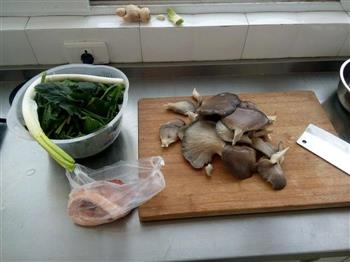 蘑菇炒肉的做法步骤1