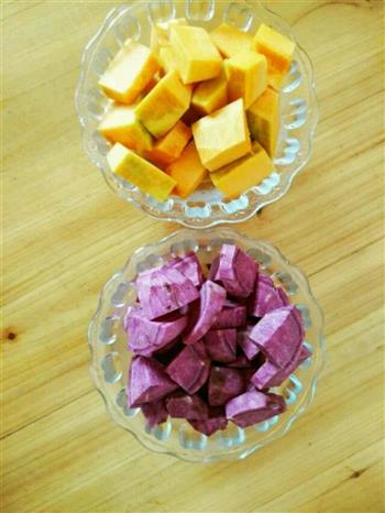 软糯可口紫薯南瓜饼的做法步骤1