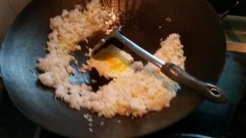 青菜腊味蛋炒饭的做法步骤8