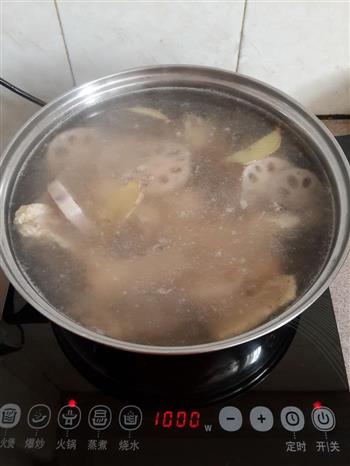 筒骨莲藕汤的做法图解7
