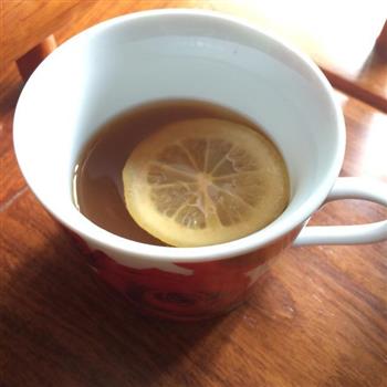柠檬红茶的做法图解2