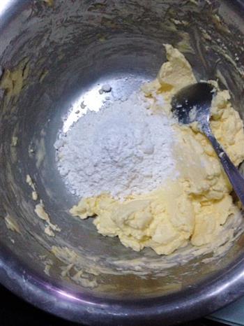简单易学自制奶油曲奇的做法步骤5