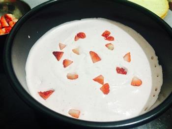 新鲜草莓慕斯蛋糕健康美味的做法图解8