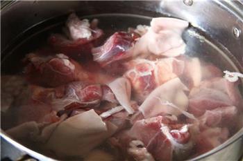 上海年夜饭必备—滋补红烧羊肉的做法步骤1
