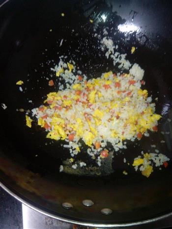 胡萝卜蛋炒饭的做法步骤4