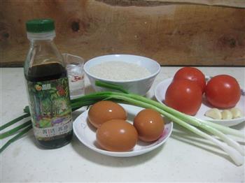 百搭的西红柿炒鸡蛋的做法步骤1