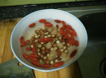 虫草花干贝玉米汤的做法步骤2