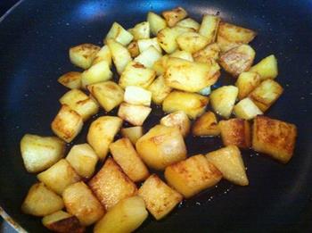 江苏年夜饭必备-火红香辣土豆牛肉的做法步骤3