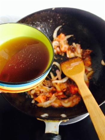 榛蘑西红柿疙瘩汤-暖暖的都是爱的做法步骤4