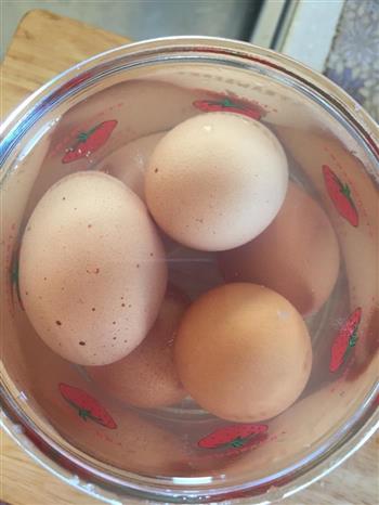 腌鸡蛋的做法步骤2