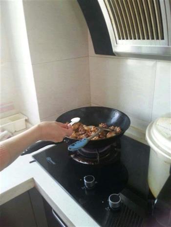 新疆大盘鸡的做法步骤6