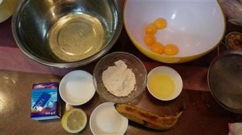 香蕉蛋糕卷的做法步骤1