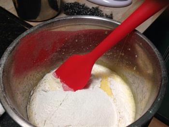鲜水果奶油蛋糕的做法步骤2