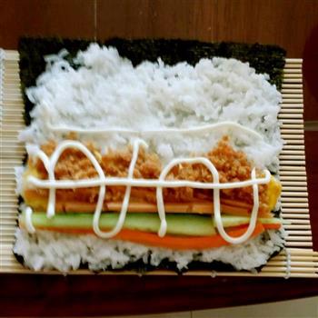 简单美味寿司的做法步骤1