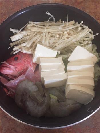 日式海鲜味增汤的做法步骤2