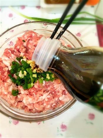 虎皮青椒酿肉的做法步骤1