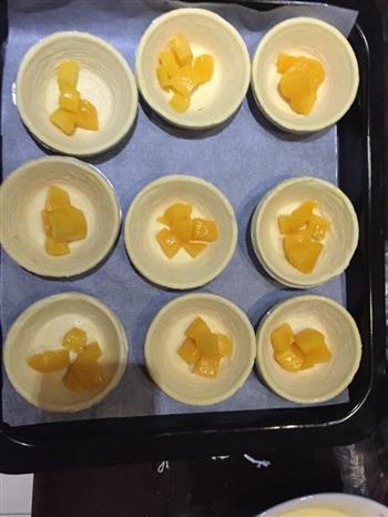 黄桃蛋挞的做法步骤5