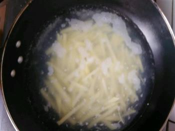 美味椒盐薯条的做法步骤2