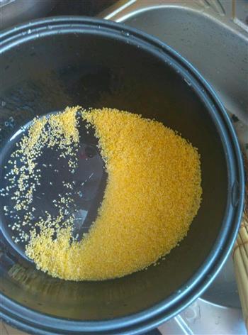 养胃小米红枣粥的做法步骤1