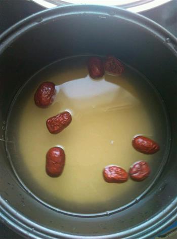 养胃小米红枣粥的做法步骤3