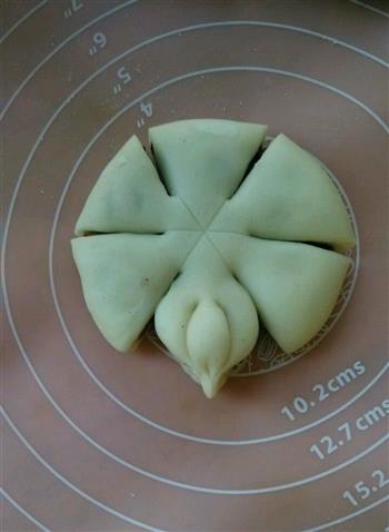 新年中式点心—豆沙馅葵花酥饼的做法图解12