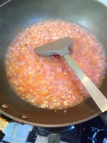 番茄虾仁面—宝宝营养餐的做法步骤5