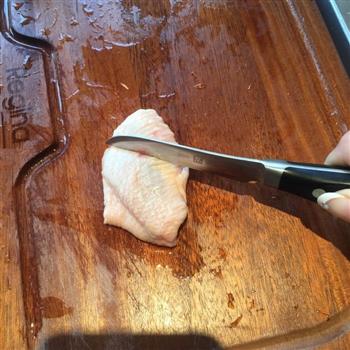 炒鸡过瘾的麻辣鸡翅土豆的做法步骤2