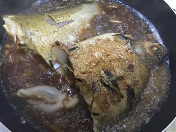 海派红烧鳊鱼的做法步骤5