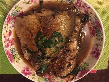 海派红烧鳊鱼的做法步骤6