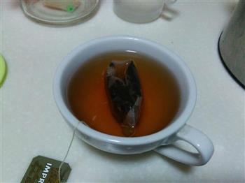 鸳鸯奶茶的做法步骤2