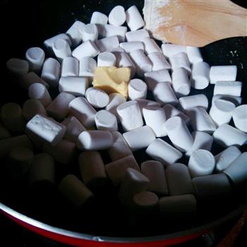超好吃的手工牛轧糖的做法步骤4
