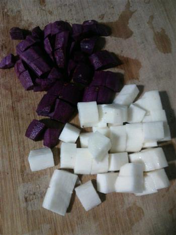 补肾养颜的紫薯山药粥的做法图解2
