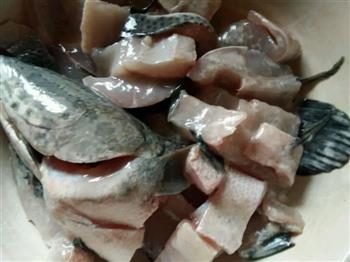 水饺黑鱼汤的做法步骤1