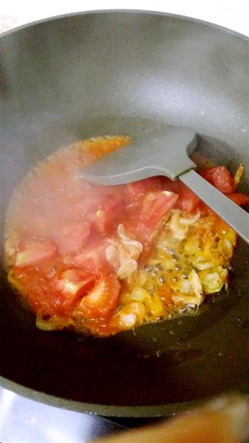 西红柿紫菜鸡蛋虾皮汤的做法步骤6