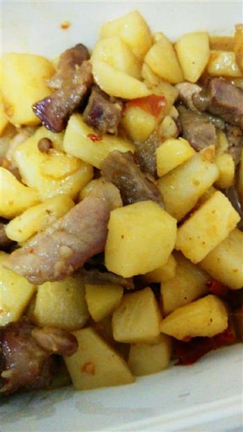 自制腊肉炖土豆的做法图解1
