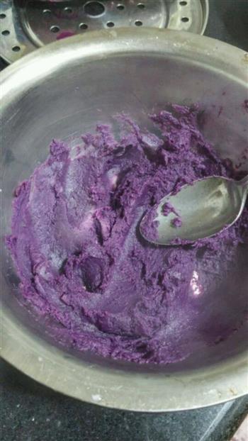 紫薯玫瑰花馒头的做法图解4