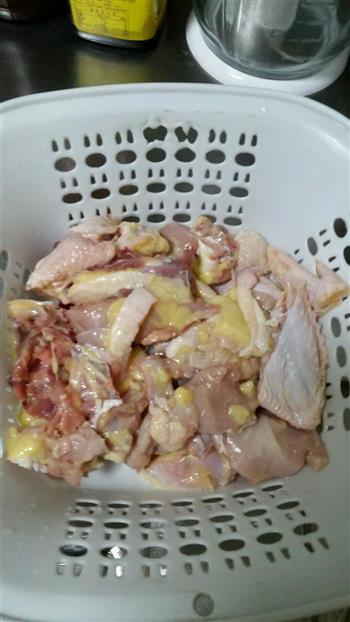 红烧鸡肉土豆的做法步骤1
