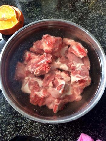 美味干锅排骨的做法步骤2