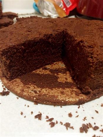 香浓可口的朗姆巧克力戚风蛋糕的做法步骤8