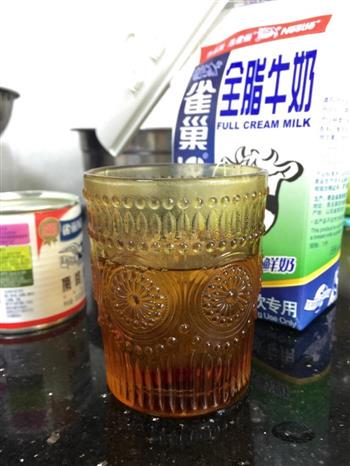 下午茶必备-自制醇香奶茶 在家也能喝奶茶咯的做法图解2