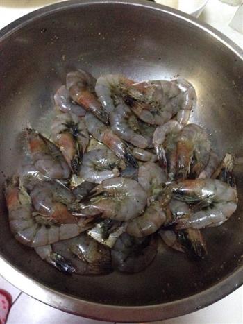 干锅鸡翅虾的做法图解2