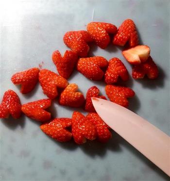 玫瑰草莓奶油慕斯蛋糕6寸的做法步骤14