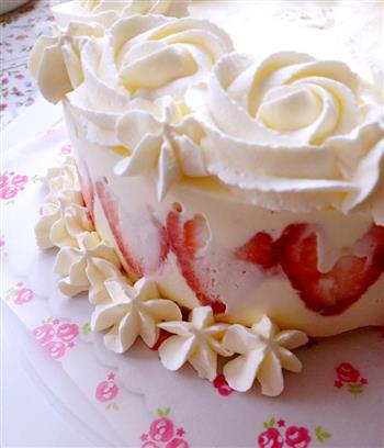 玫瑰草莓奶油慕斯蛋糕6寸的做法步骤35