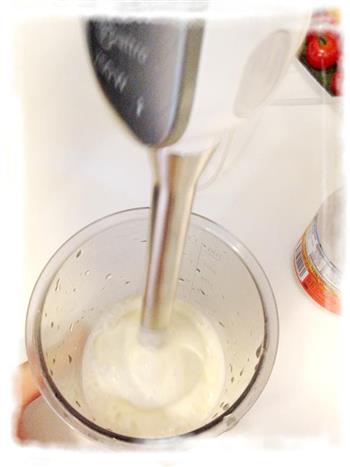 蓝莓酸奶棒棒冰的做法步骤3