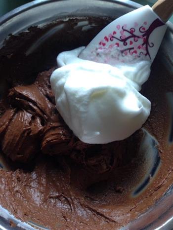 黑巧克力戚风蛋糕的做法步骤7