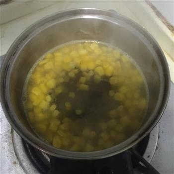奶油玉米色拉的做法步骤2