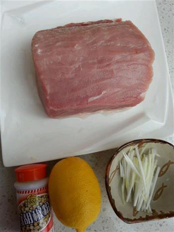 美味锅包肉的做法步骤1