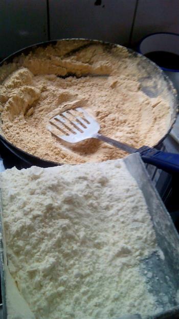 炒面粉的做法步骤5