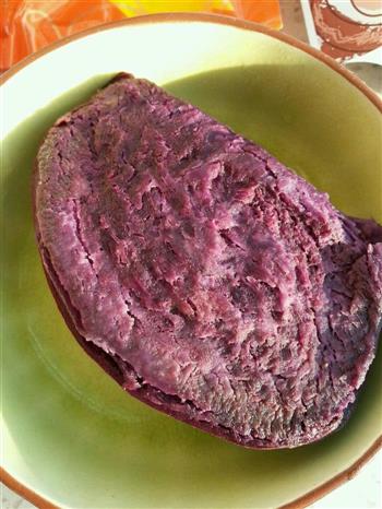 坚果椰茸紫薯糕的做法步骤2