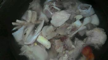 干贝香菇鸡汤的做法步骤1